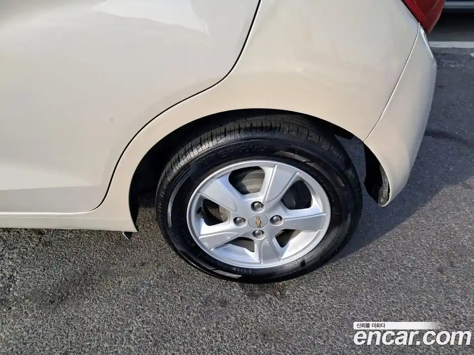 Chevrolet Spark 2016 1.0 Автомат в Москве № 76185, фото 13