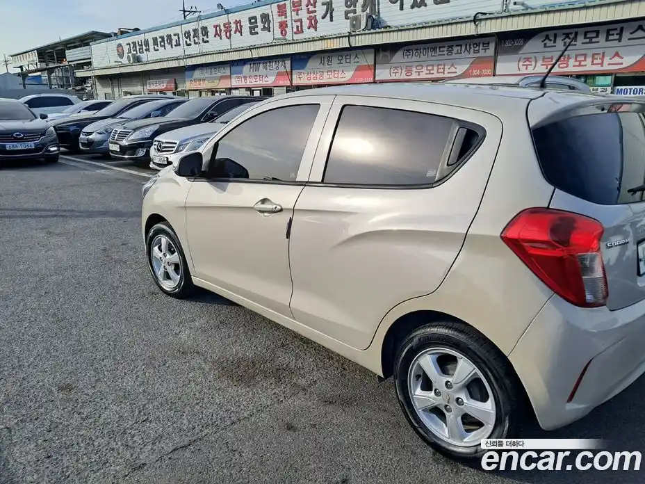 Chevrolet Spark 2016 1.0 Автомат в Москве № 76185, фото 15