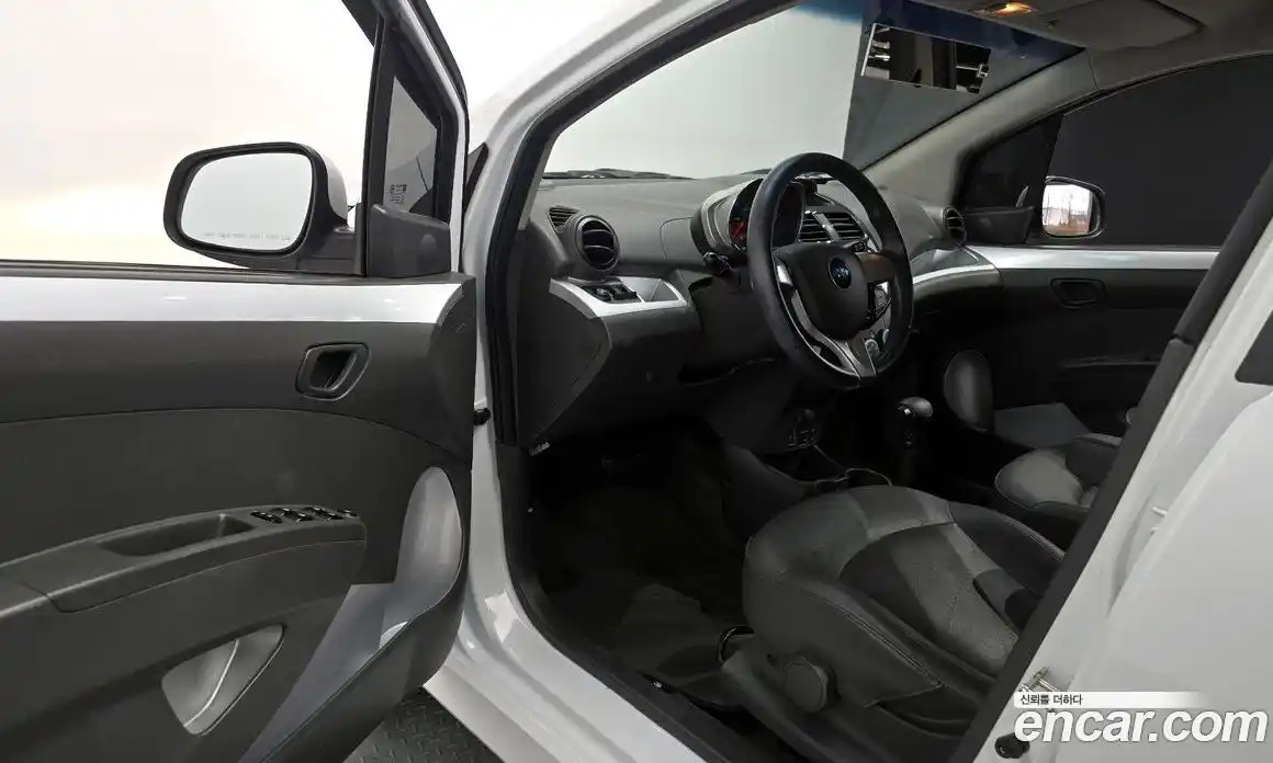 Chevrolet Spark 2014 1.0 Автомат в Москве № 85413, фото 12