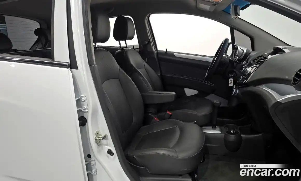 Chevrolet Spark 2014 1.0 Автомат в Москве № 85413, фото 10