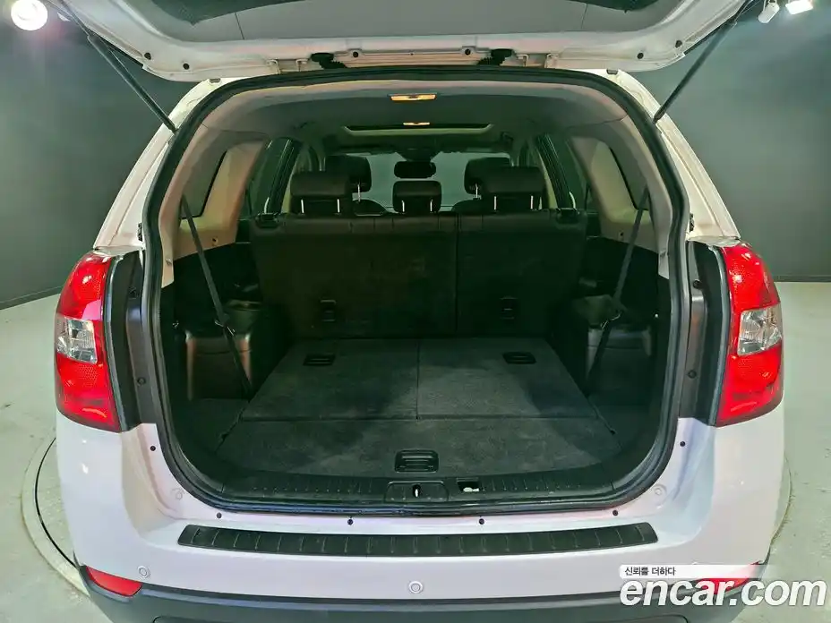 Chevrolet Captiva 2012 2.0 Автомат в Москве № 98590, фото 16