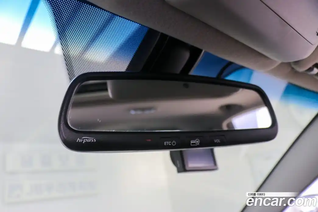 Chevrolet Captiva 2015 2.0 Автомат в Москве № 105055, фото 13