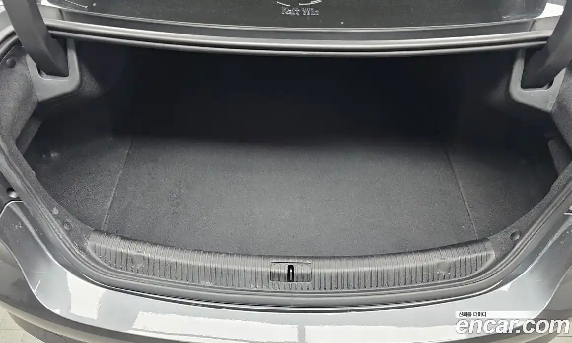 Renault SM6 2020 2.0 Автомат в Москве № 105971, фото 11