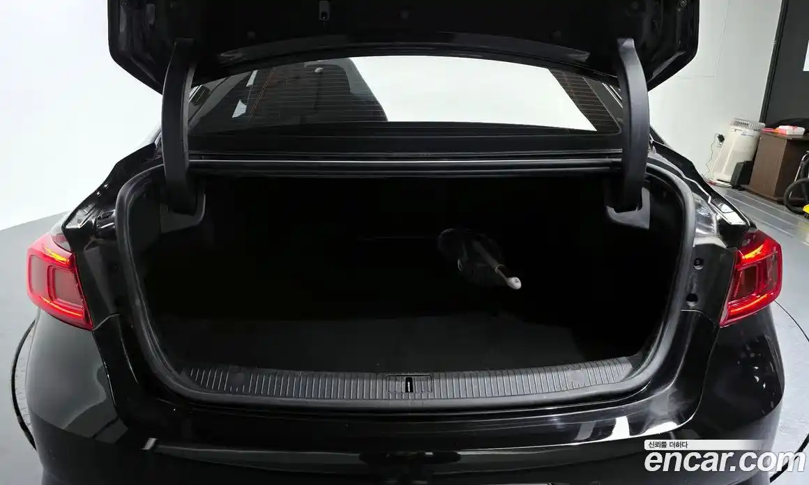 Renault SM6 2019 2.0 Автомат в Москве № 106975, фото 14