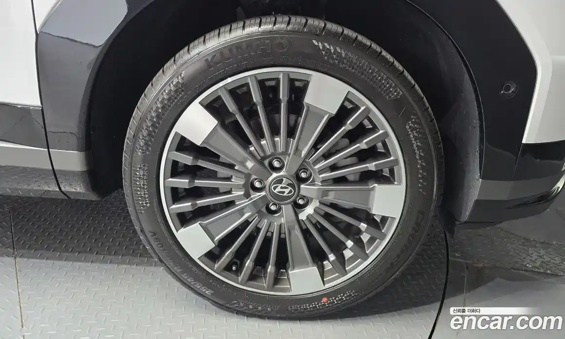 Hyundai Santa Fe 2025 1.6 Автомат в Москве № 107569, фото 5