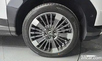 Hyundai Santa Fe 2025 1.6 Автомат в Москве № 107569, миниатюра 5