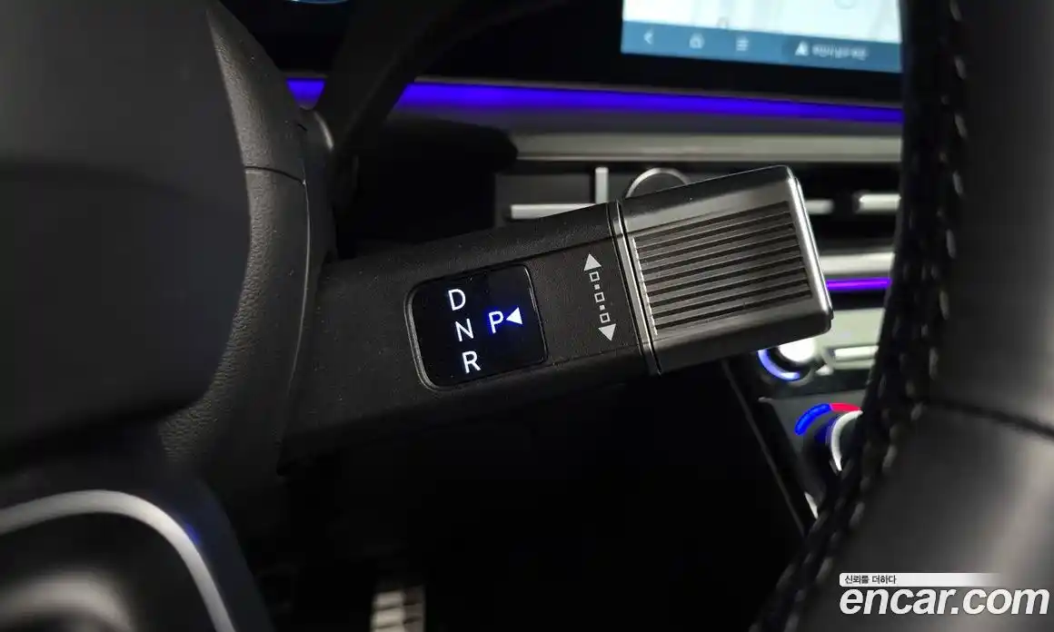 Hyundai Santa Fe 2025 1.6 Автомат в Москве № 107569, фото 9