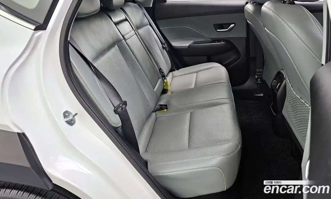 Hyundai Kona 2023 1.6 Автомат в Москве № 108032, фото 11