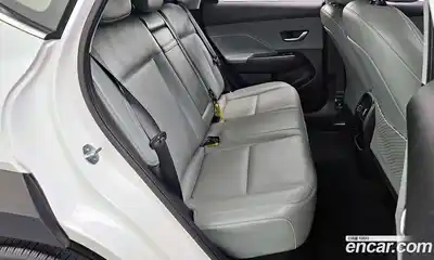 Hyundai Kona 2023 1.6 Автомат в Москве № 108032, миниатюра 11