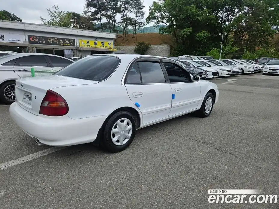 Hyundai Sonata 1996 1.8 Автомат в Москве № 111653, фото 6