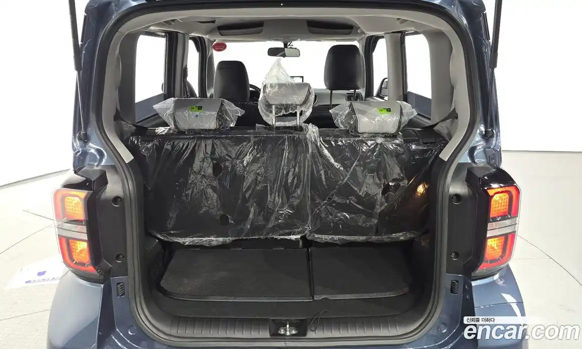 Kia Ray 2024 1.0 Автомат в Москве № 120024, фото 11