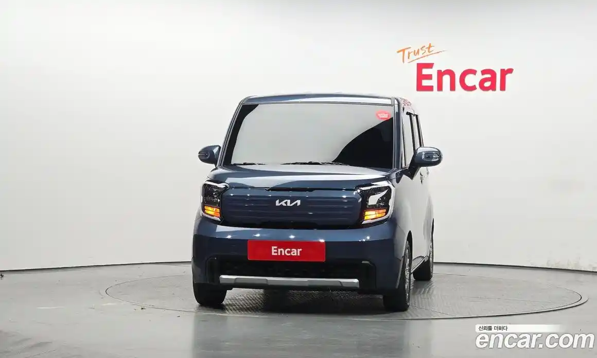 Kia Ray 2024 1.0 Автомат в Москве № 120024, фото 15