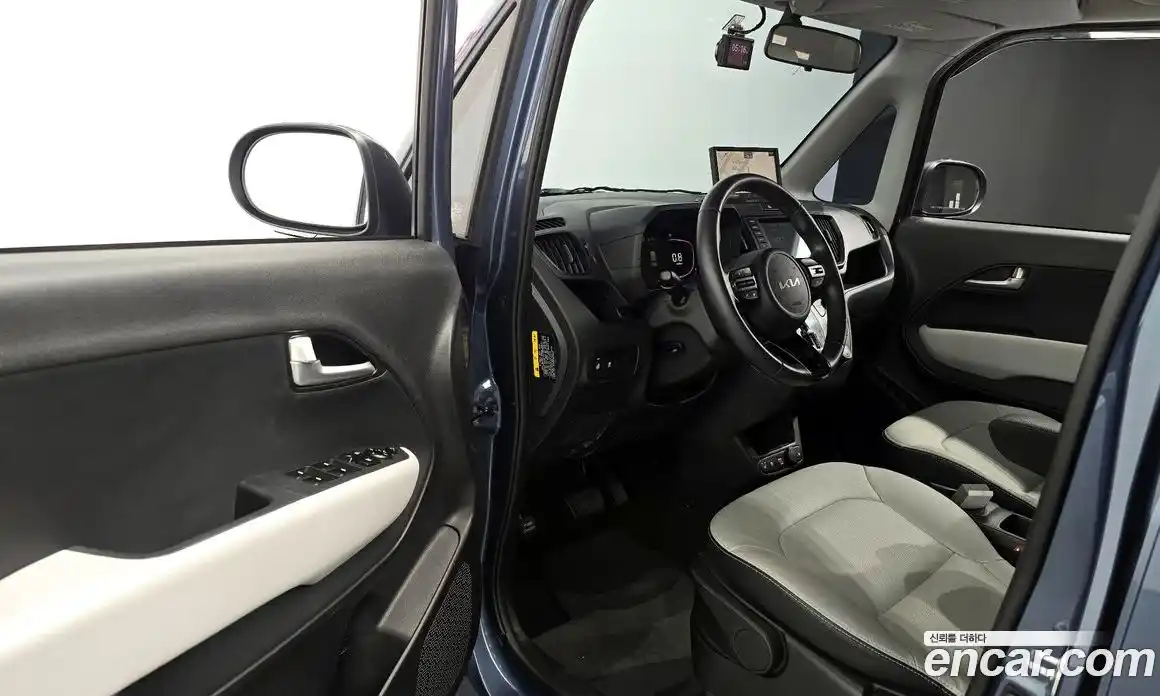 Kia Ray 2024 1.0 Автомат в Москве № 120024, фото 19