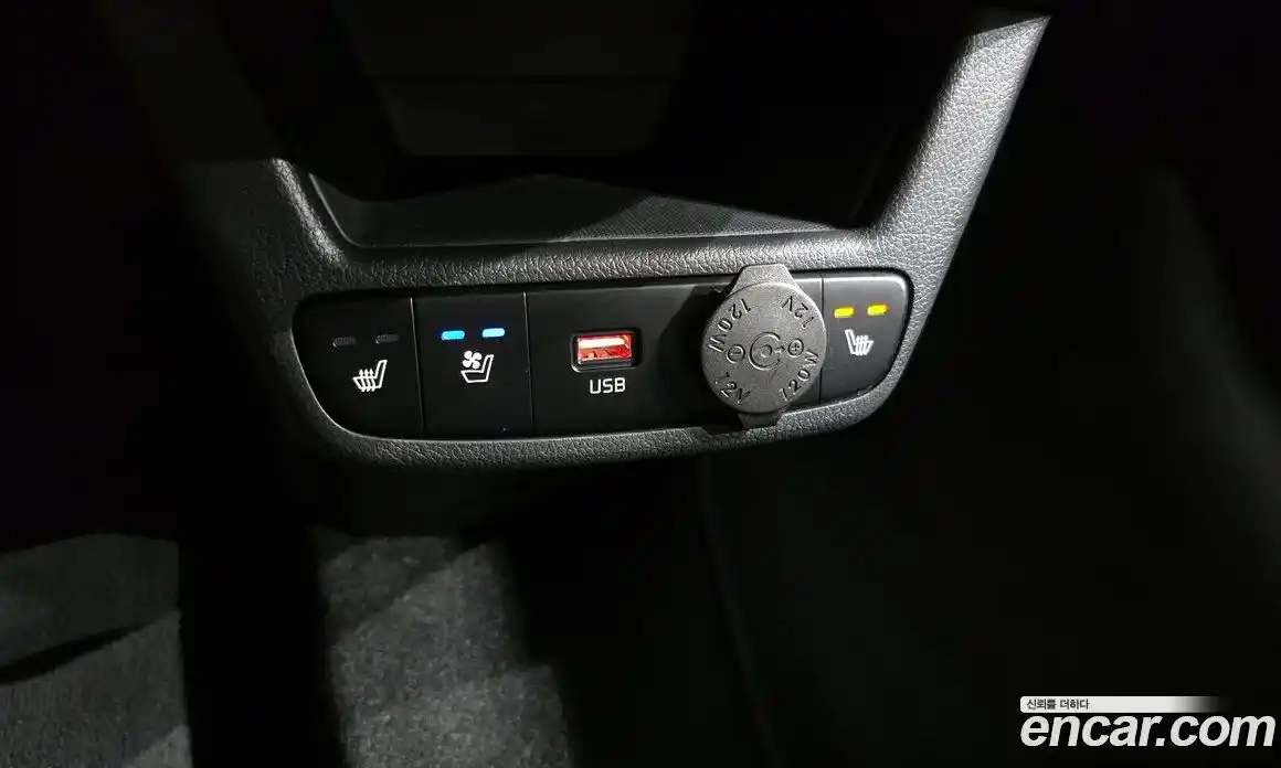 Kia Ray 2024 1.0 Автомат в Москве № 120024, фото 4