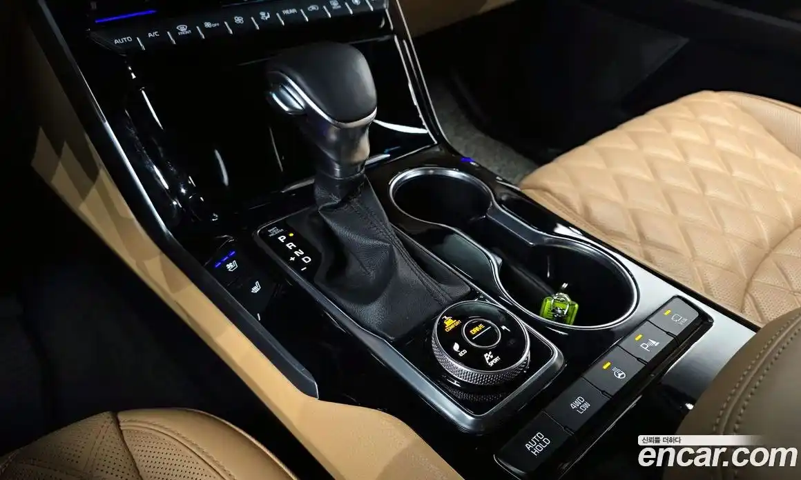 Kia Mohave 2021 3.0 Автомат в Москве № 120801, фото 1