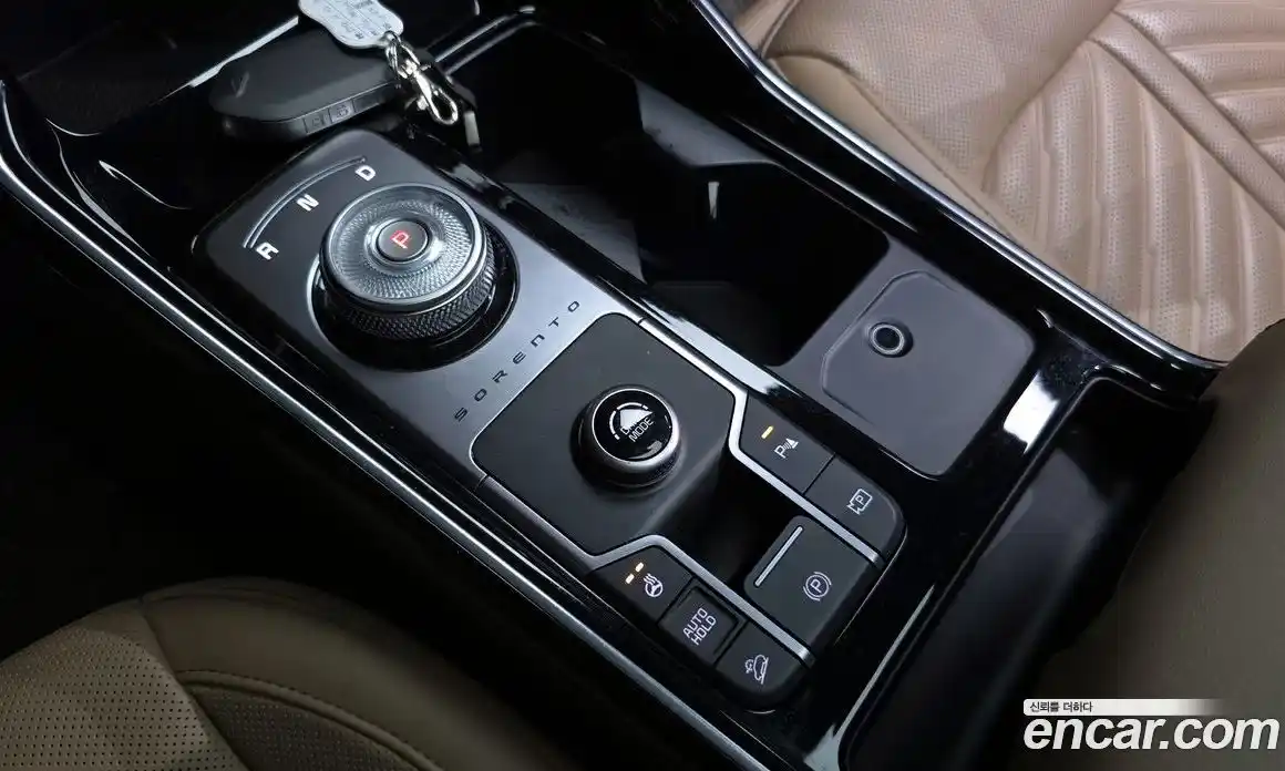 Kia Sorento 2024 1.6 Автомат в Москве № 120936, фото 1