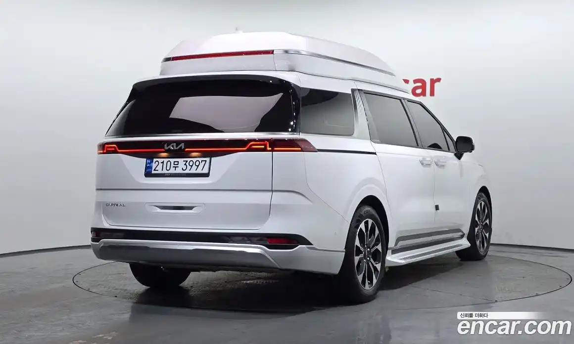 Kia Canival 2023 2.2 Автомат в Москве № 121051, фото 13