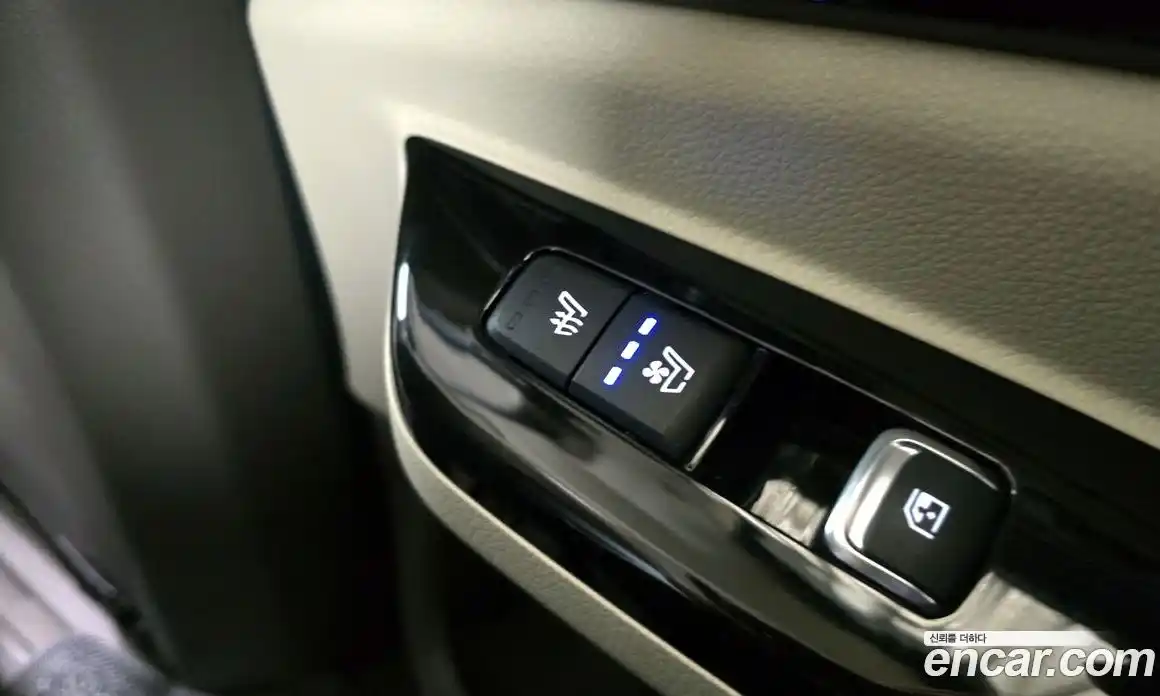 Kia Canival 2023 2.2 Автомат в Москве № 121051, фото 8