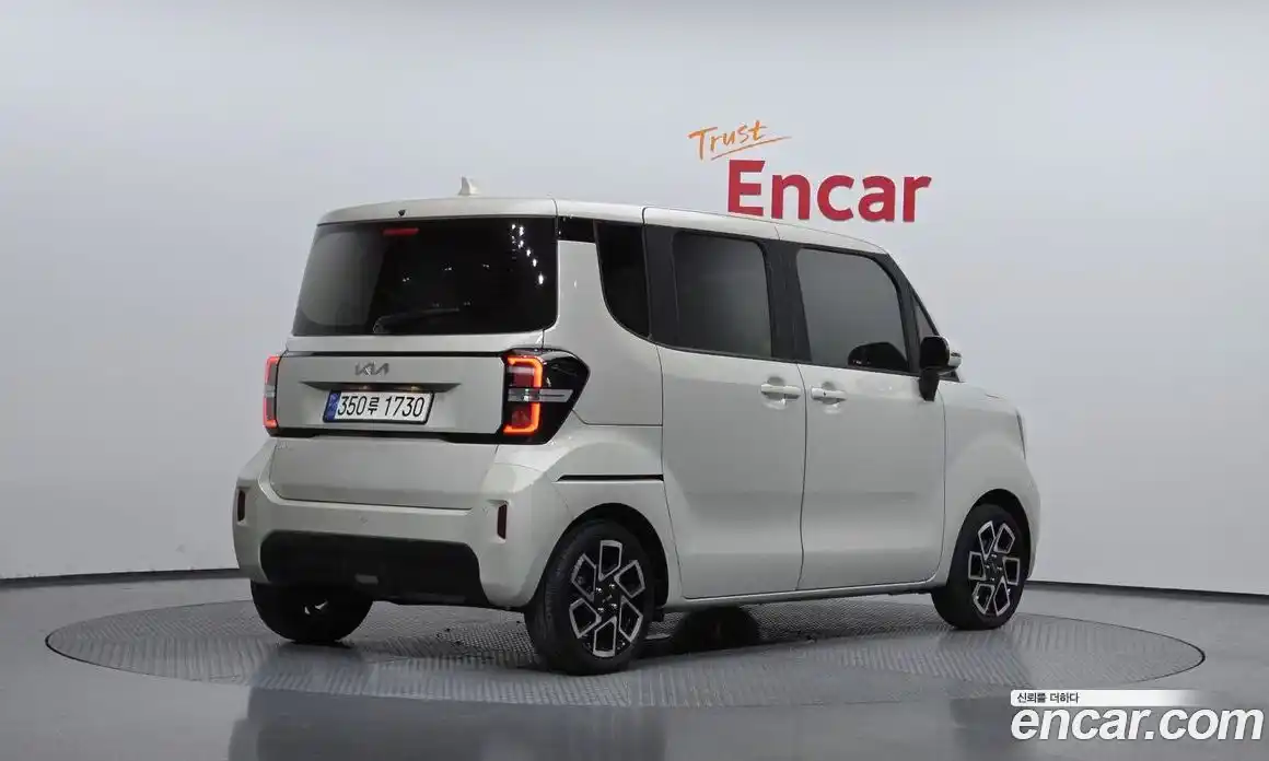 Kia Ray 2023 1.0 Автомат в Москве № 121378, фото 16