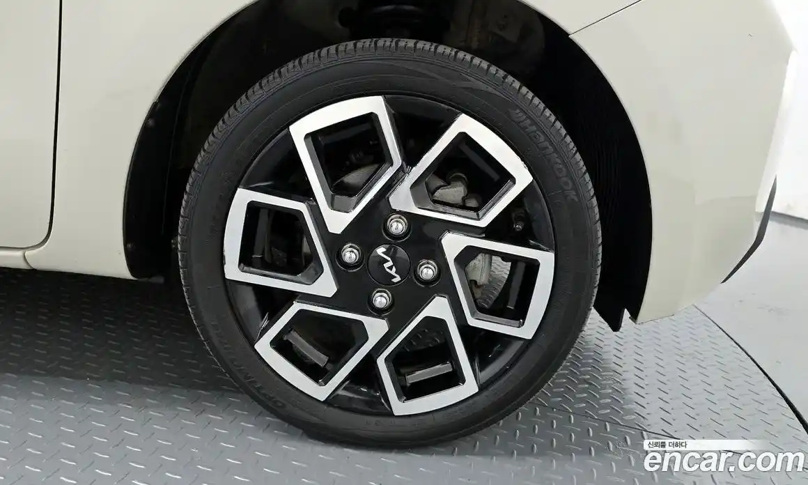 Kia Ray 2023 1.0 Автомат в Москве № 121378, фото 3