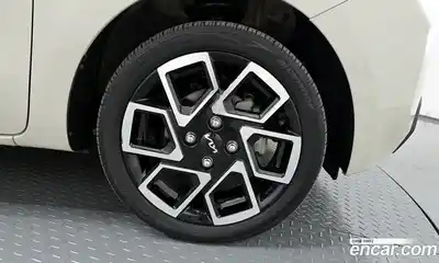 Kia Ray 2023 1.0 Автомат в Москве № 121378, миниатюра 3