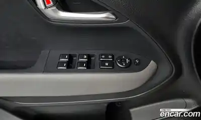 Kia Ray 2023 1.0 Автомат в Москве № 121378, миниатюра 9