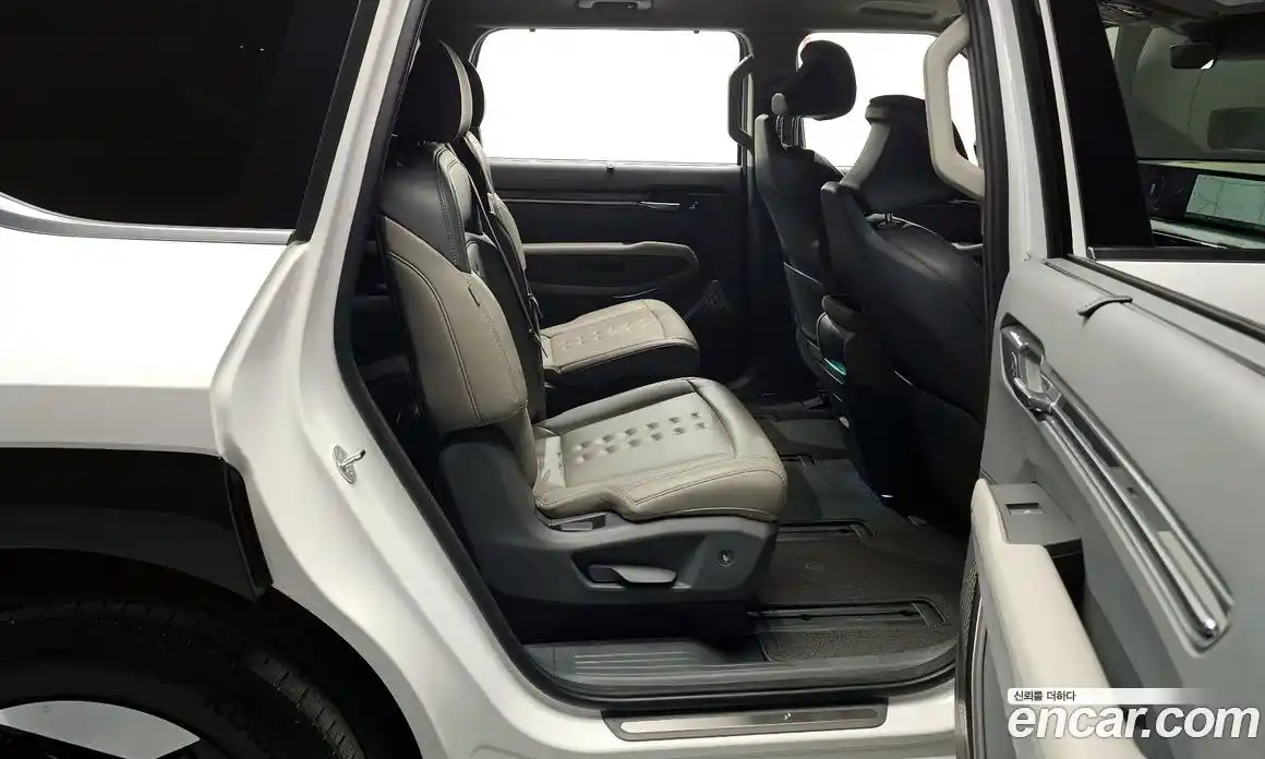 Kia EV9 2024 0.2 Автомат в Москве № 121928, фото 16