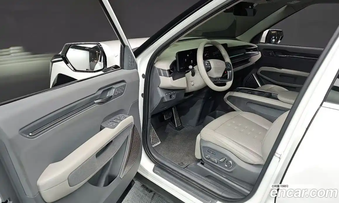 Kia EV9 2024 0.2 Автомат в Москве № 121928, фото 4