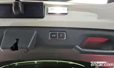 Kia EV9 2024 0.2 Автомат в Москве № 121928, миниатюра 7