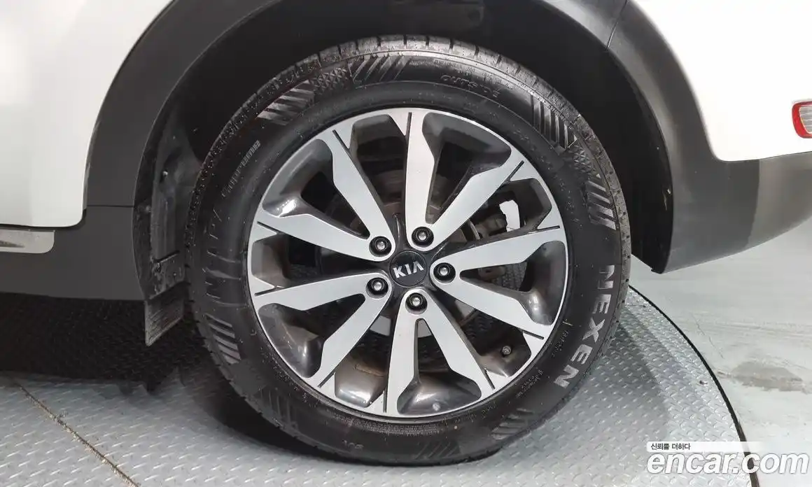 Kia Sportage 2018 2.0 Автомат в Москве № 123497, фото 16