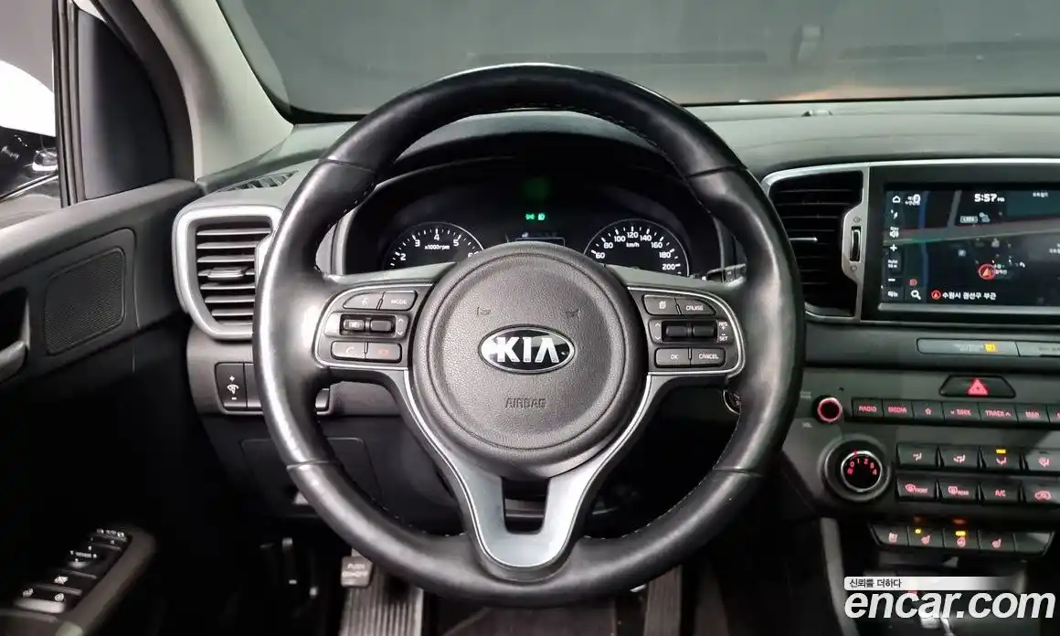 Kia Sportage 2018 2.0 Автомат в Москве № 123497, фото 5