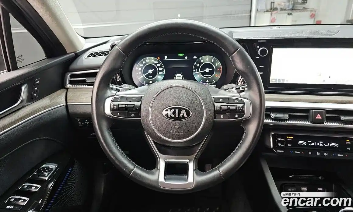 Kia K5 2021 2.0 Автомат в Москве № 124349, фото 13