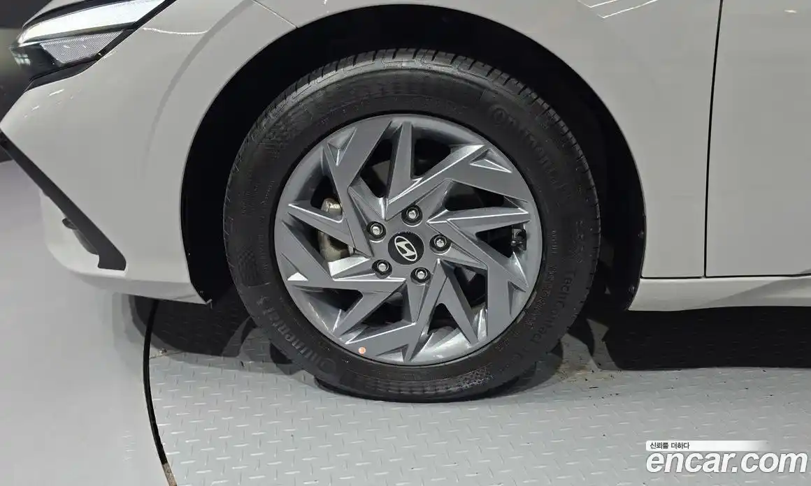 Hyundai Avante 2024 1.6 Автомат в Москве № 125392, фото 3