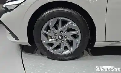 Hyundai Avante 2024 1.6 Автомат в Москве № 125392, миниатюра 3