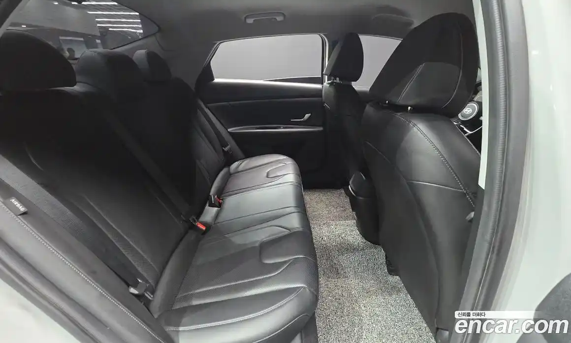 Hyundai Avante 2024 1.6 Автомат в Москве № 125392, фото 4