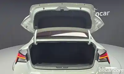 Hyundai Avante 2024 1.6 Автомат в Москве № 125392, миниатюра 10