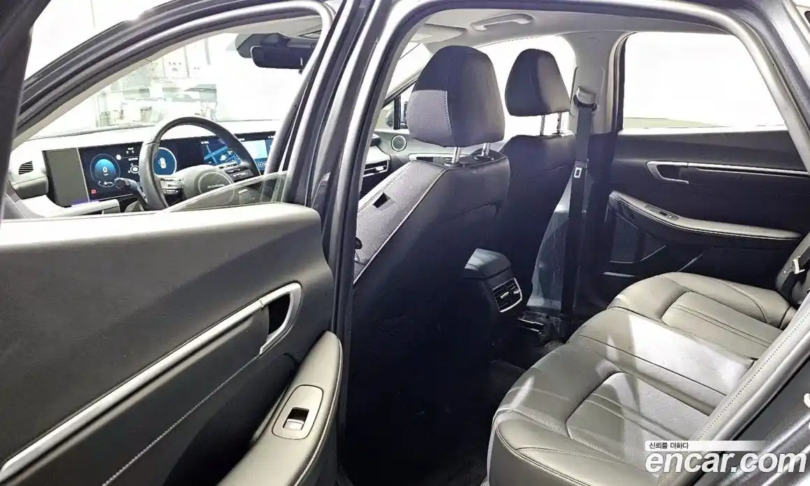 Hyundai Sonata 2024 2.0 Автомат в Москве № 126984, фото 11