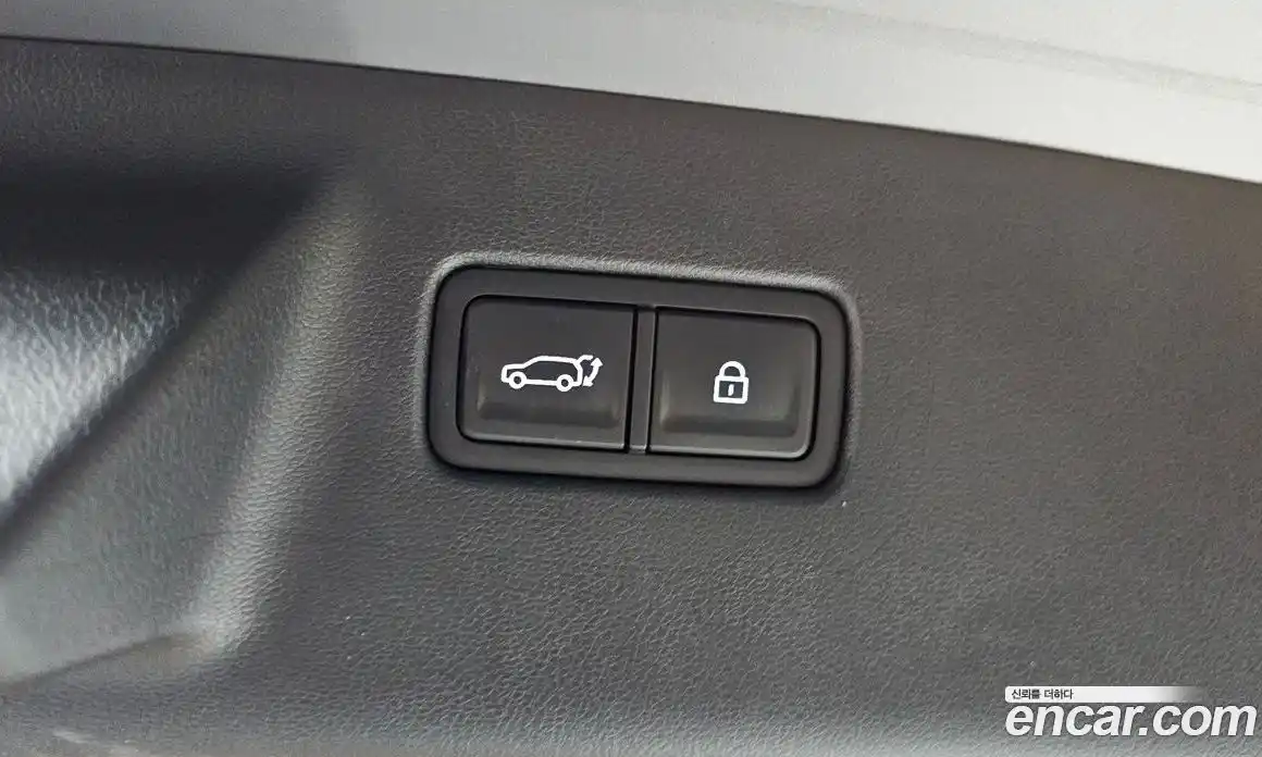 Hyundai Santa Fe 2025 1.6 Автомат в Москве № 130094, фото 17