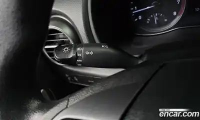 Hyundai Kona 2018 1.6 Автомат в Москве № 130360, миниатюра 2