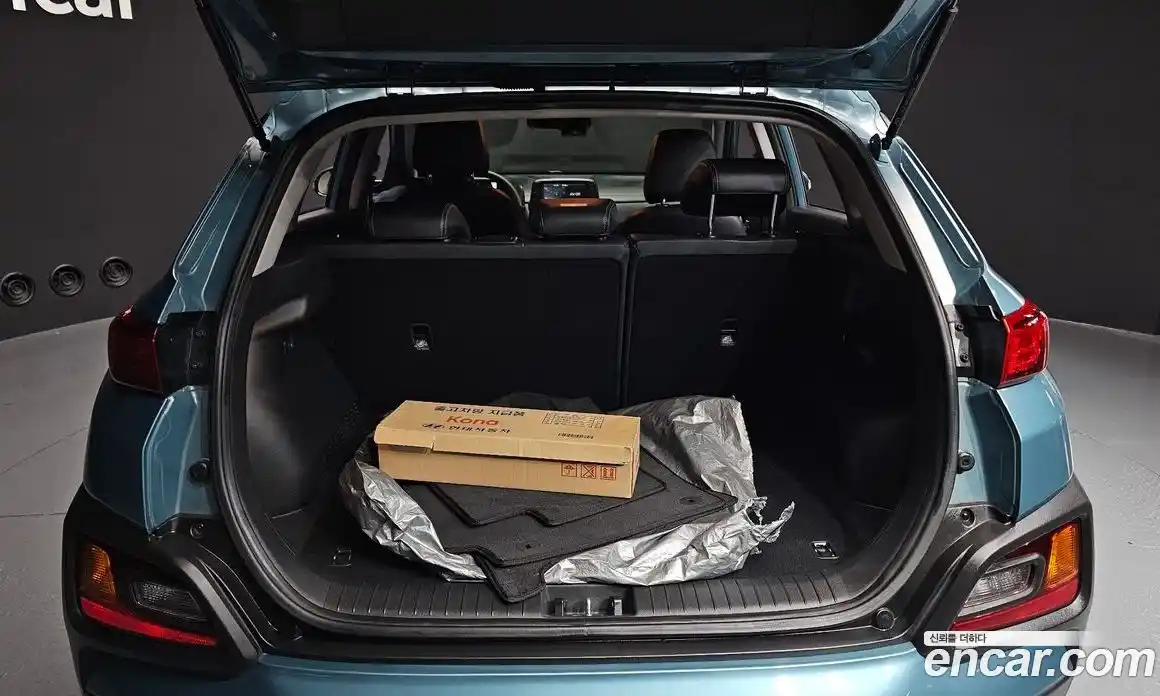 Hyundai Kona 2018 1.6 Автомат в Москве № 130360, фото 7