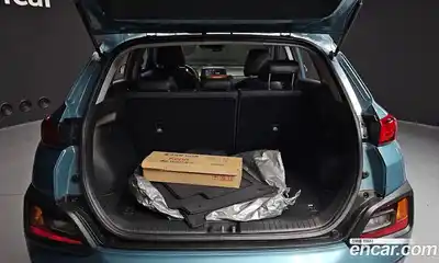 Hyundai Kona 2018 1.6 Автомат в Москве № 130360, миниатюра 7