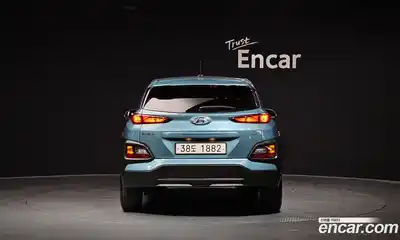 Hyundai Kona 2018 1.6 Автомат в Москве № 130360, миниатюра 10