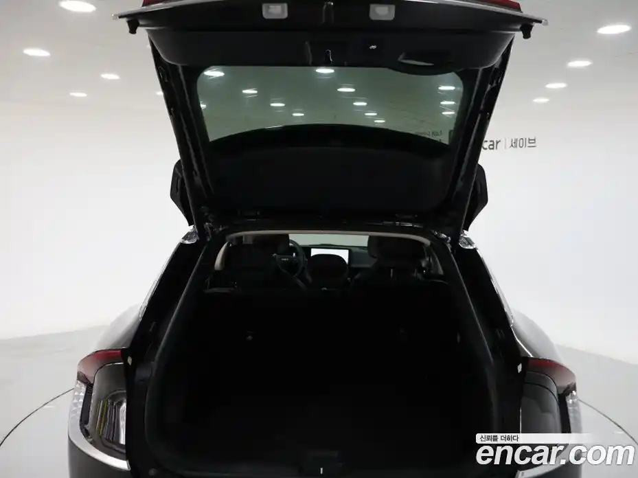 Kia EV6 2025 Автомат в Москве № 130441, фото 18