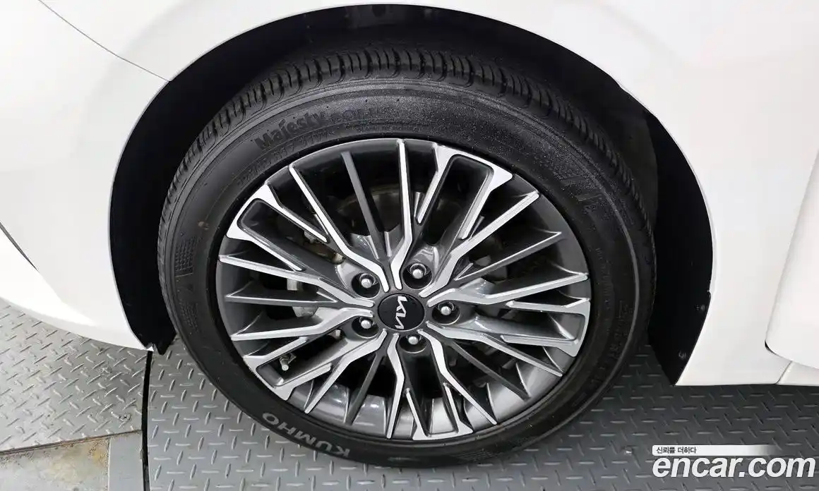 Kia K3 2022 1.6 Автомат в Москве № 132420, фото 4