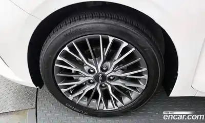 Kia K3 2022 1.6 Автомат в Москве № 132420, миниатюра 4