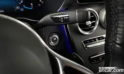 Mercedes-Benz GLC-Class 2022 2.0 Автомат в Москве № 136393, миниатюра 3