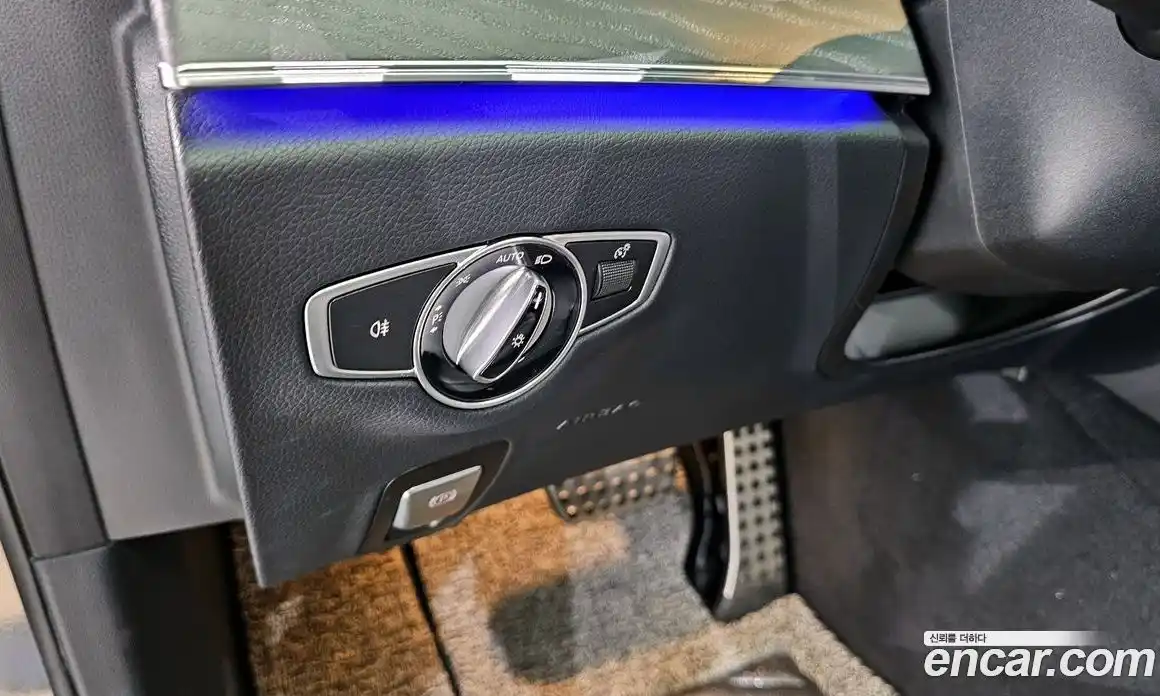 Mercedes-Benz E-Class 2021 2.0 Автомат в Москве № 138063, фото 12