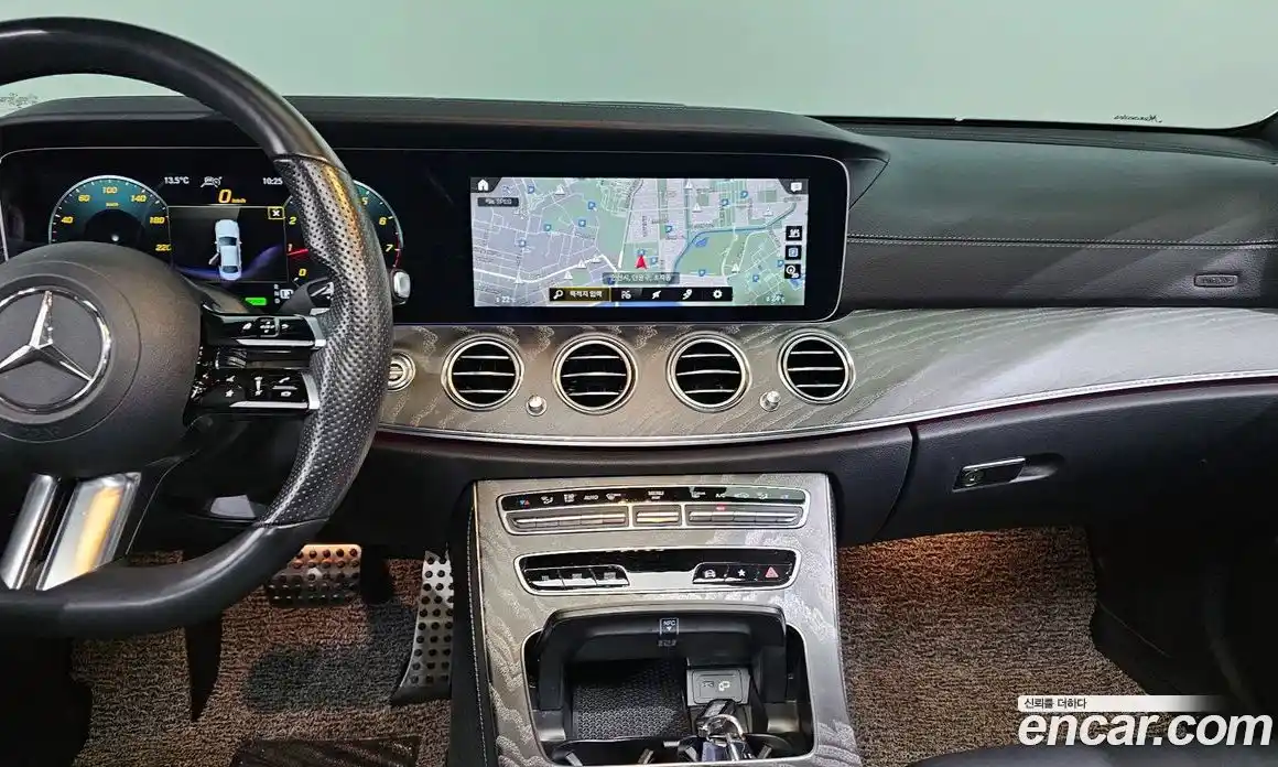 Mercedes-Benz E-Class 2021 2.0 Автомат в Москве № 138063, фото 5