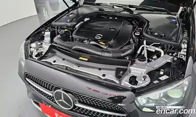 Mercedes-Benz E-Class 2021 2.0 Автомат в Москве № 138063, миниатюра 10