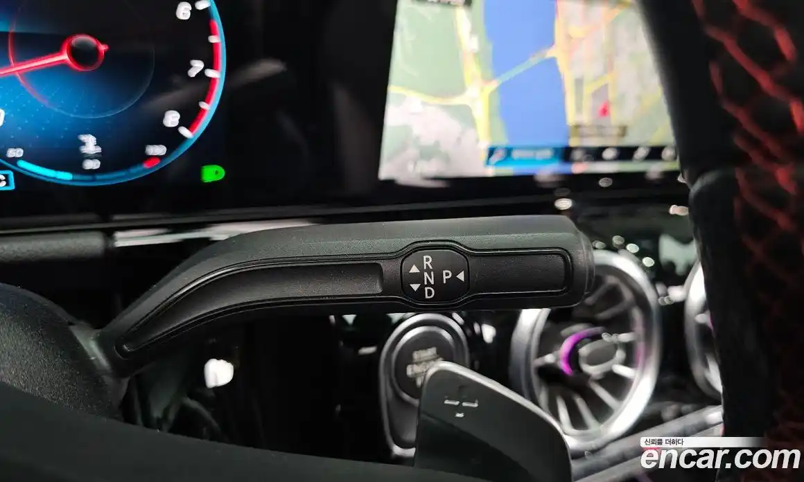 Mercedes-Benz GLA-Class 2023 2.0 Автомат в Москве № 139100, фото 11